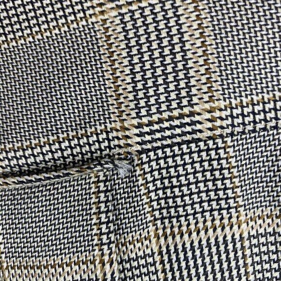 Stinson Medium Button Down Dress Shirt - Picture 7 of 7